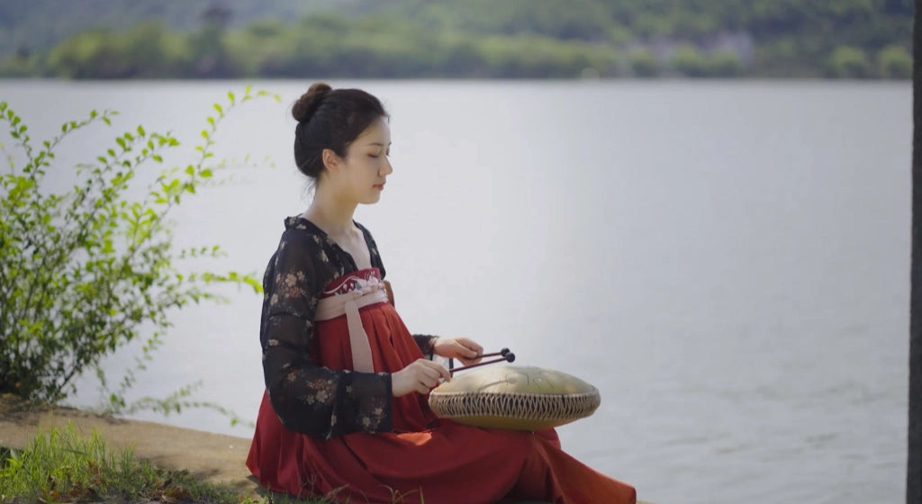 Handpans and Steel Tongue Drums: What's the Difference?